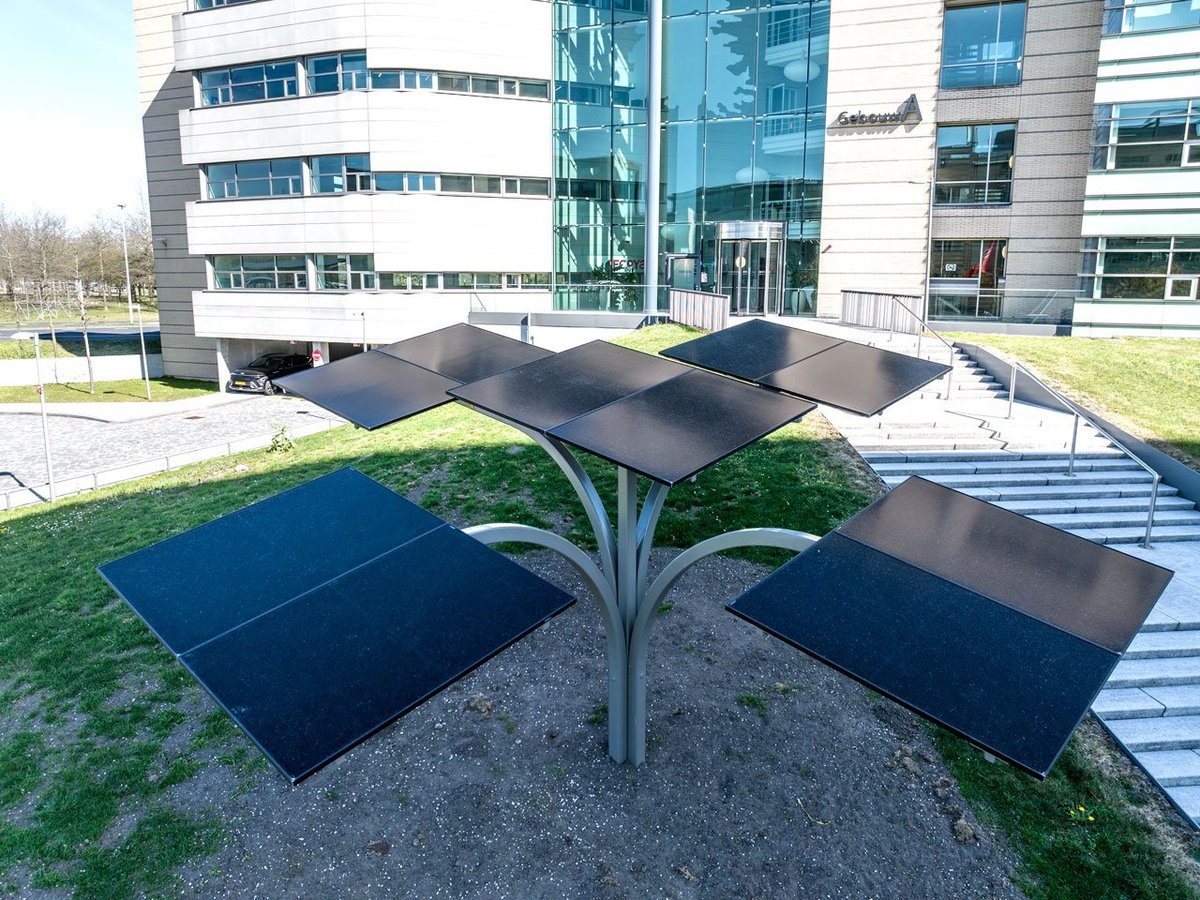 Zonnepanelen in vorm van bloem Secoya Utrecht